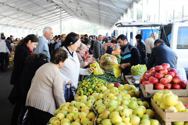 Bakıdakı bu bazarda məhsulların satışına məhdudiyyət qoyuldu